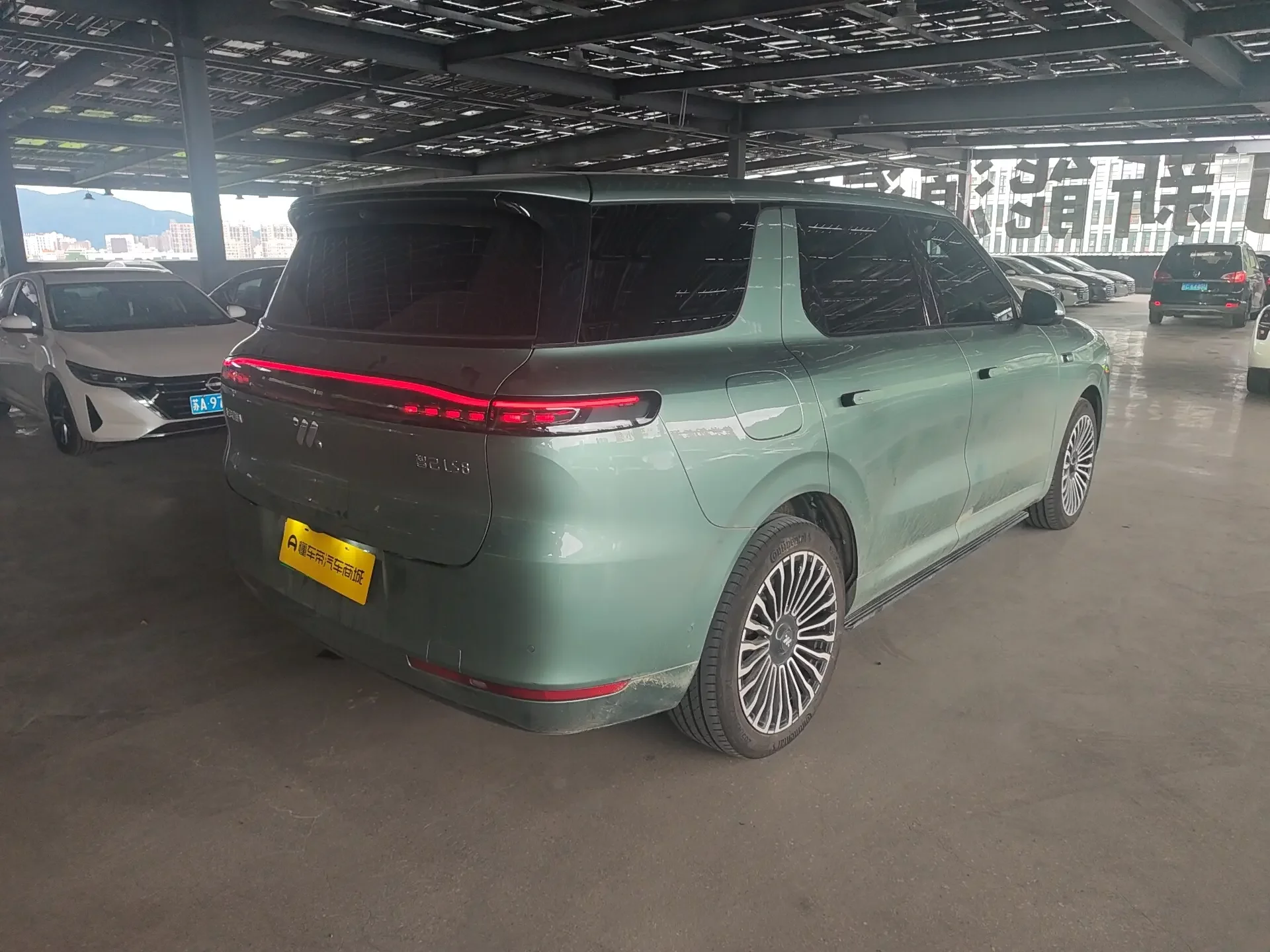 IM Motors Zhiji LS8  из Китая
