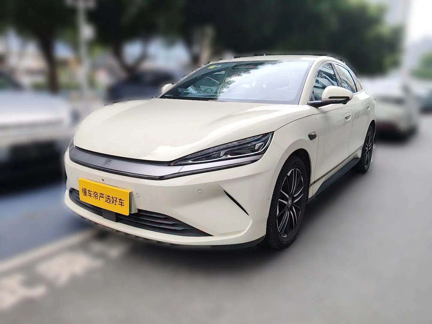 BYD Qin L EV