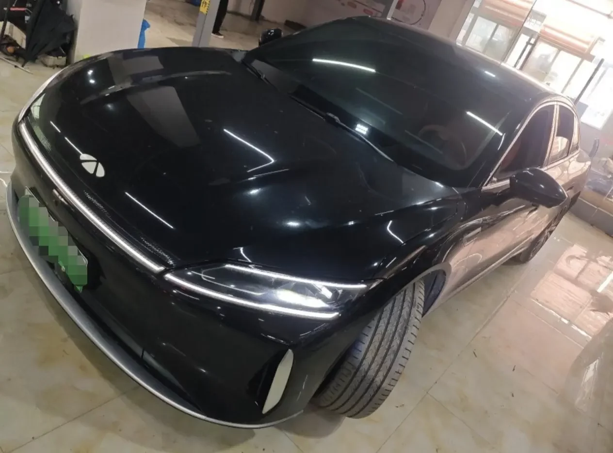 Chery Fengyun A9L  из Китая