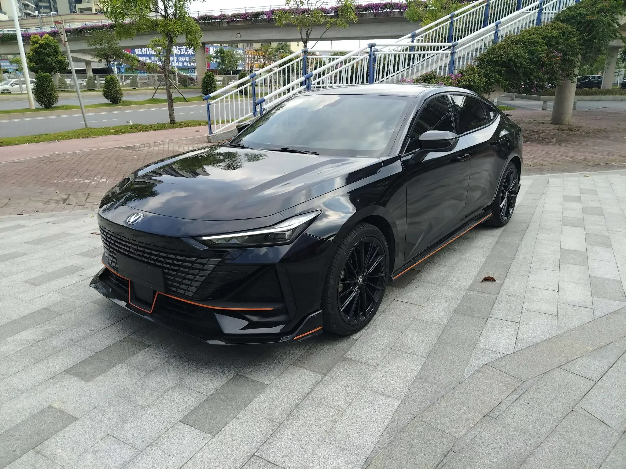 Changan UNI-V