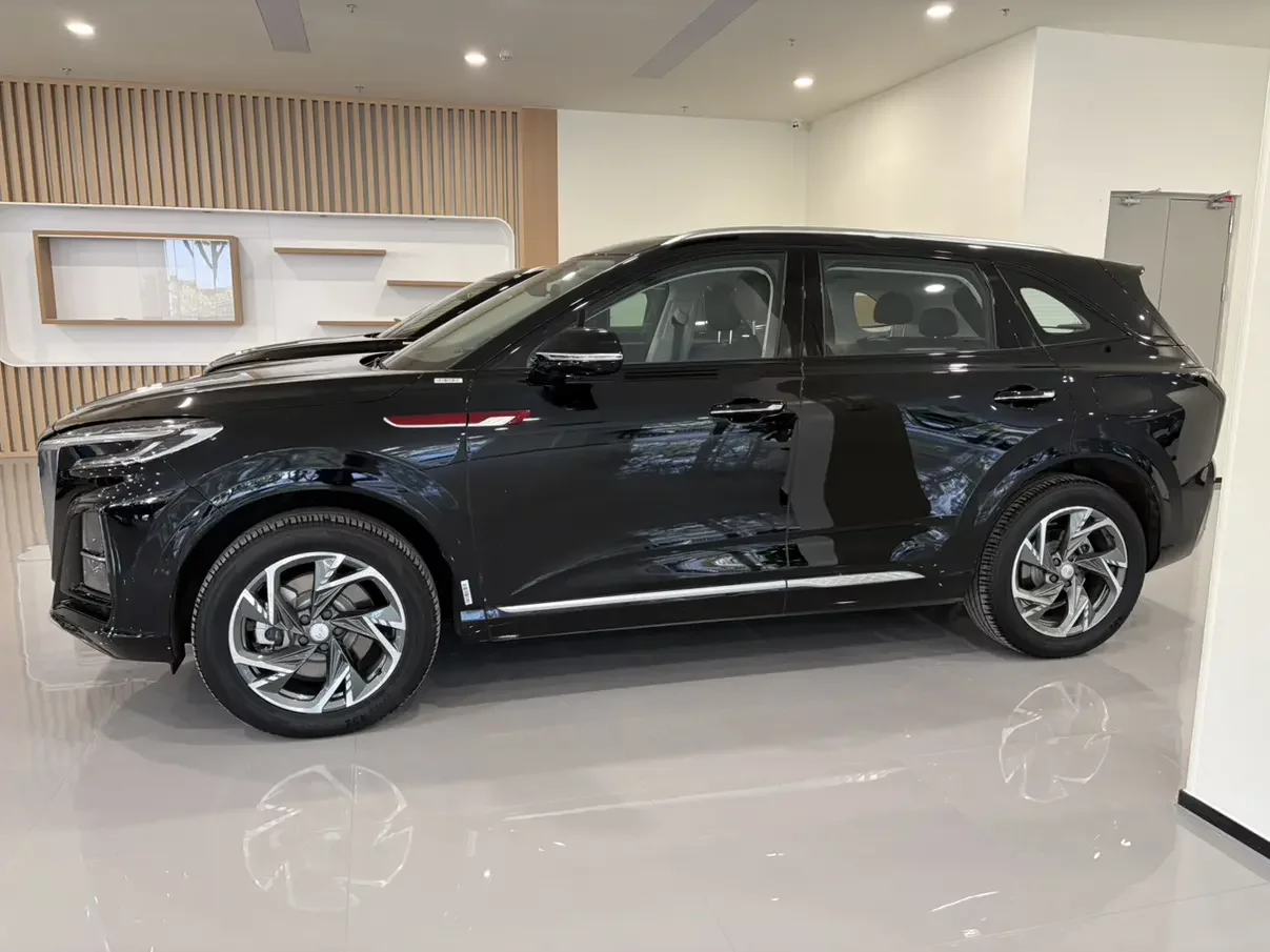 Hongqi HS3 PHEV
