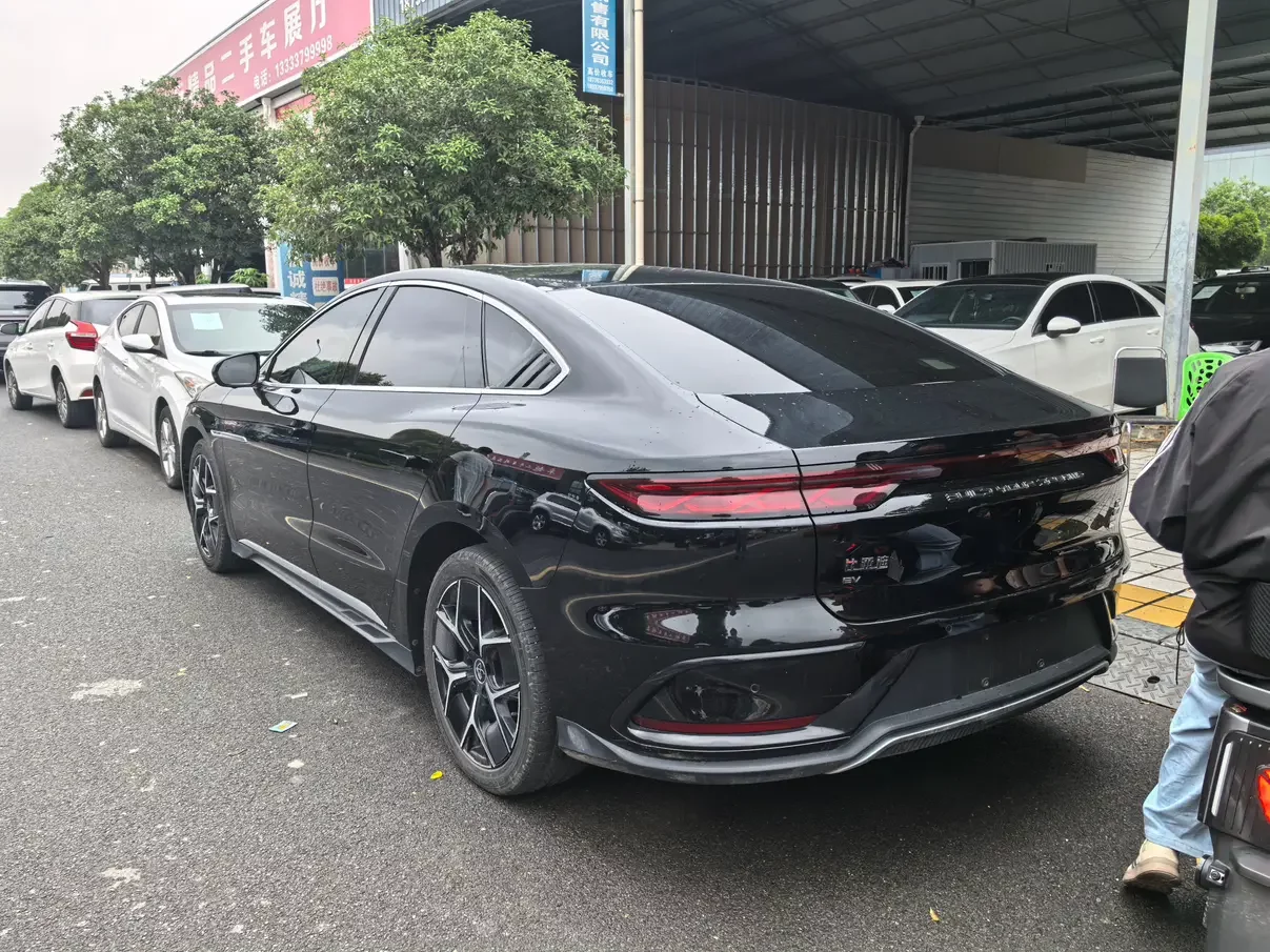 BYD Han EV