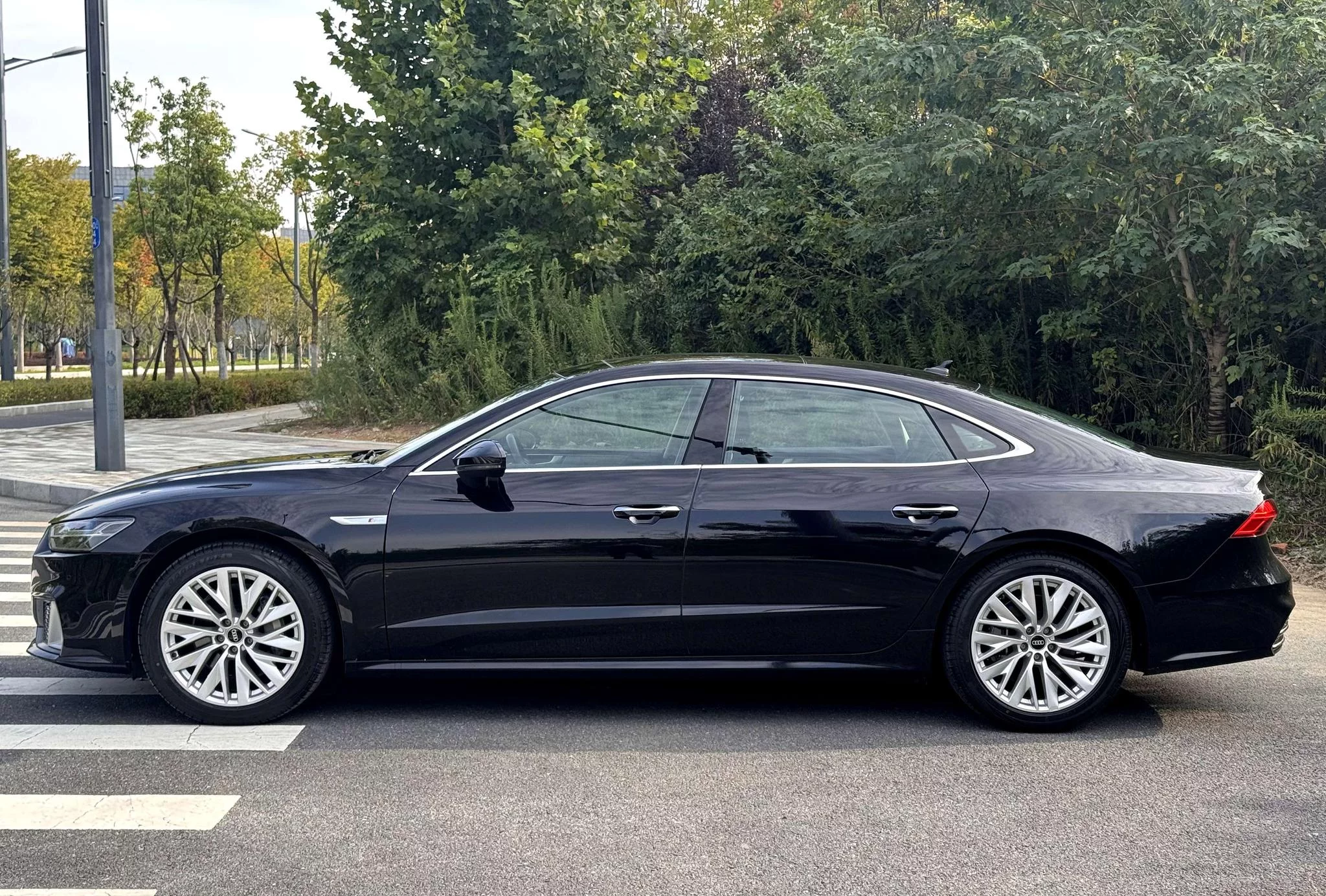 Audi A7L