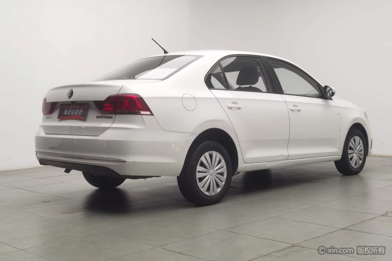 Volkswagen Santana  из Китая