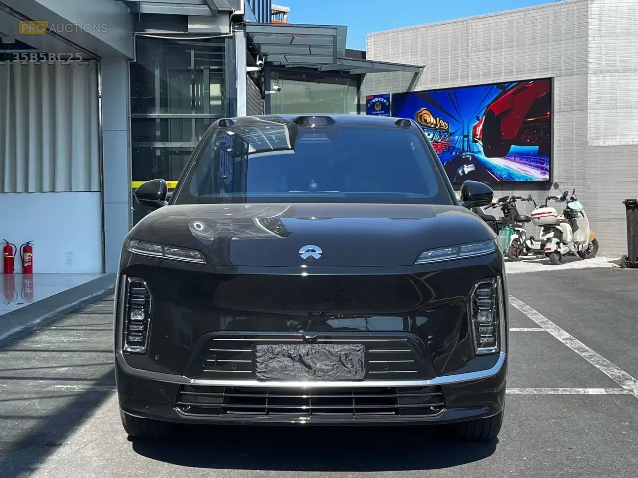 NIO ES9  из Китая