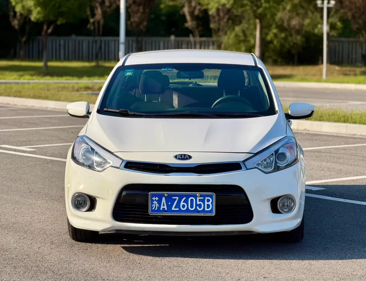 Kia K3S  из Китая
