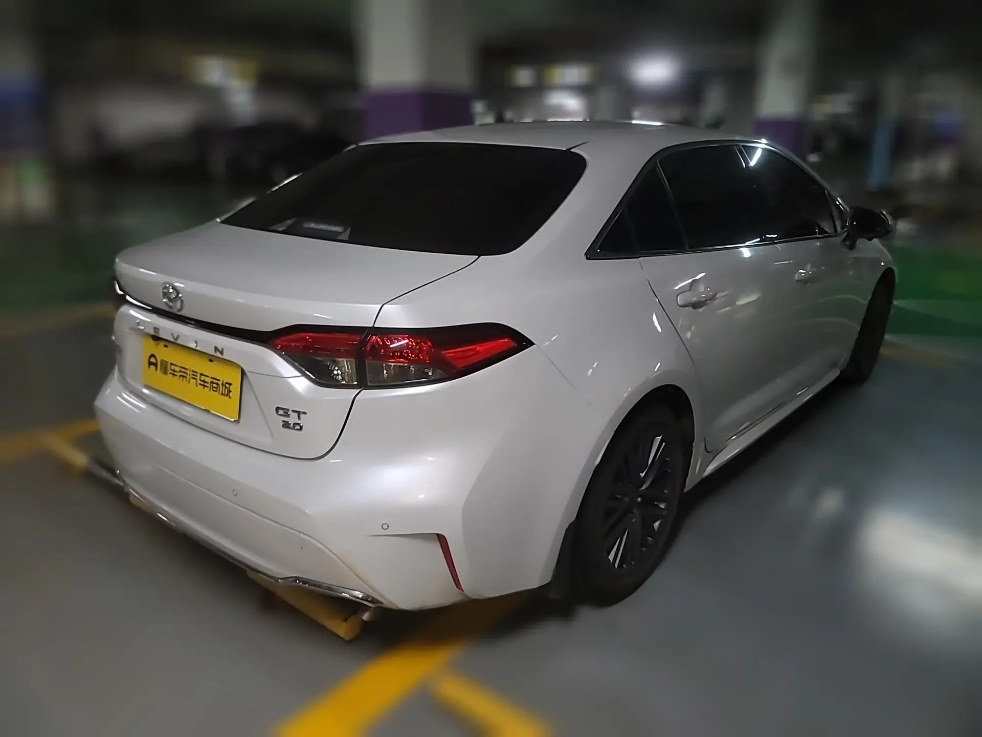 Toyota Levin (Ling Shang)  из Китая