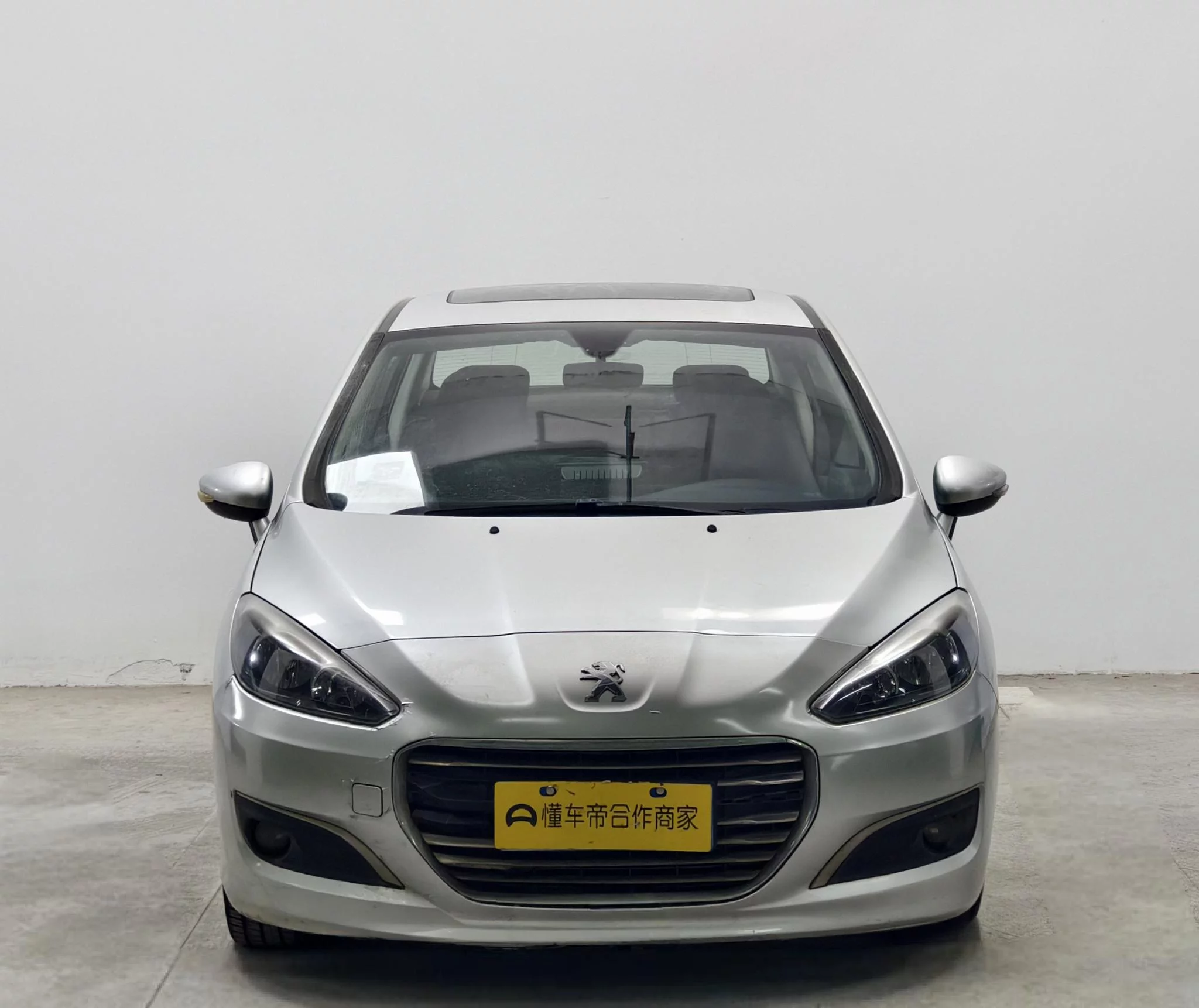 Peugeot 308  из Китая