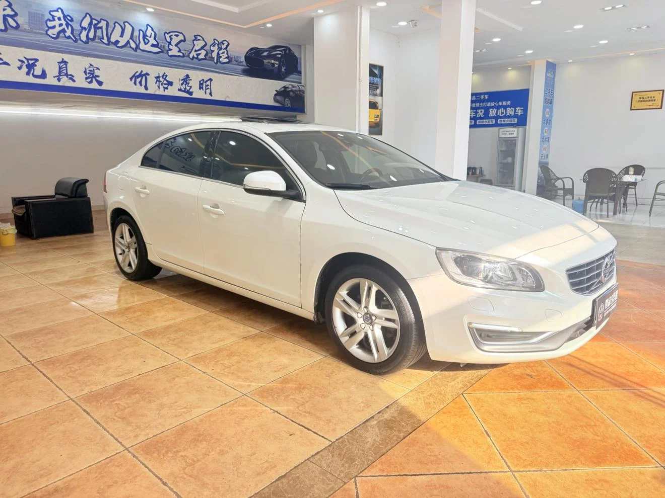 Volvo S60