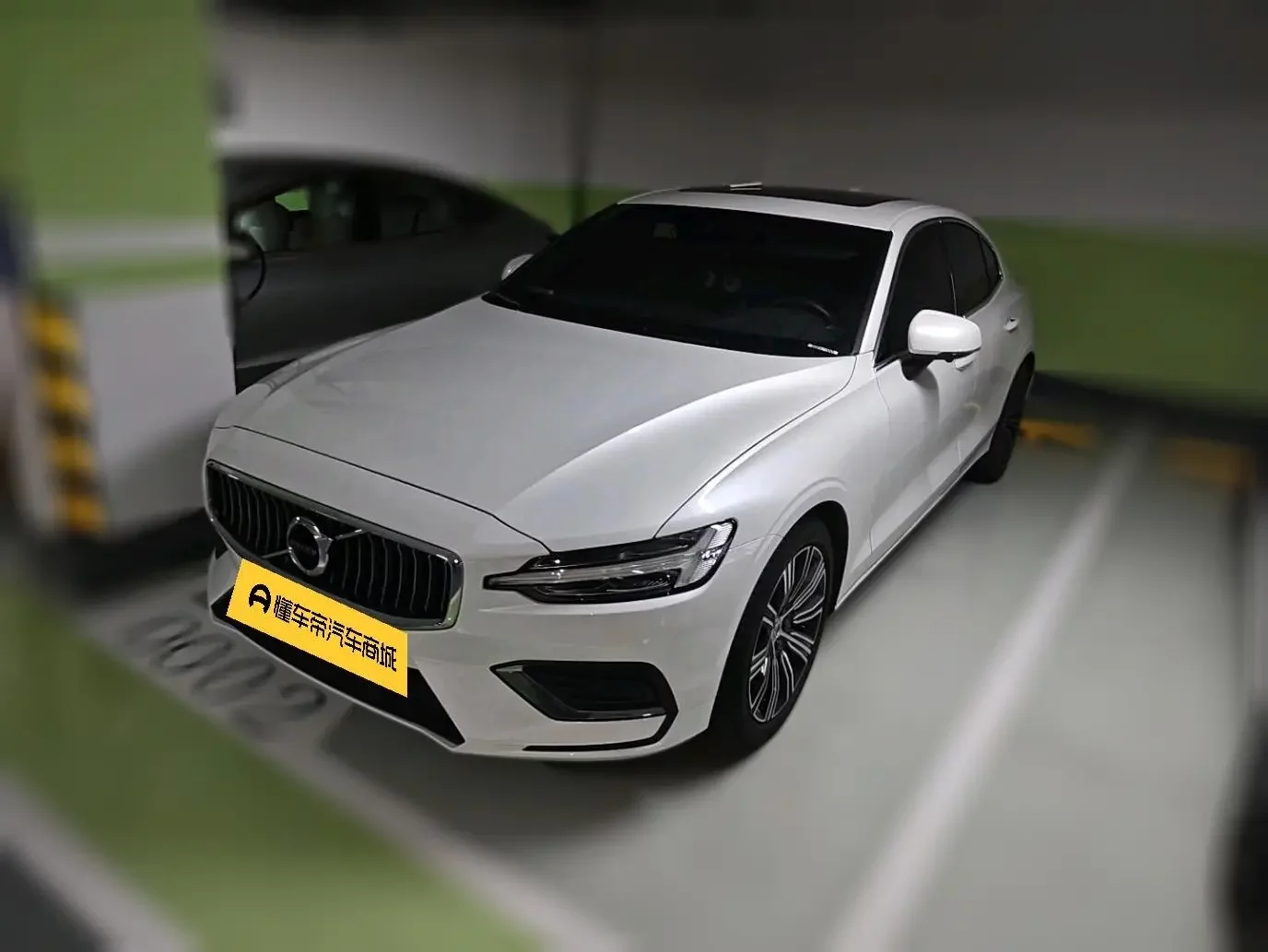 Volvo S60  из Китая