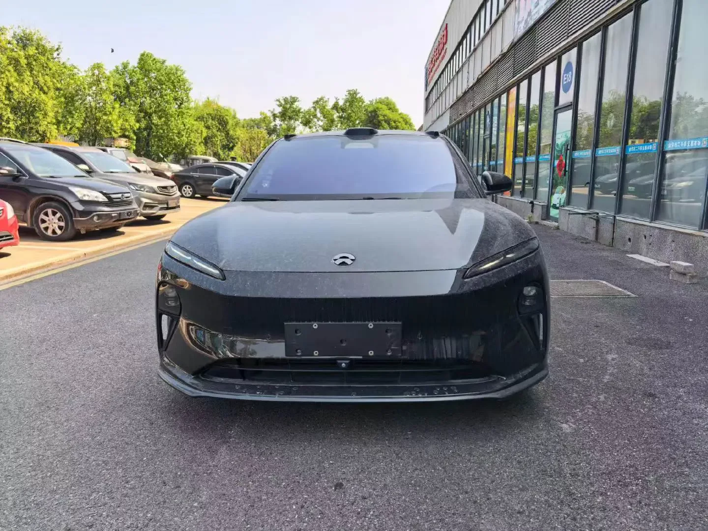 NIO ET5  из Китая