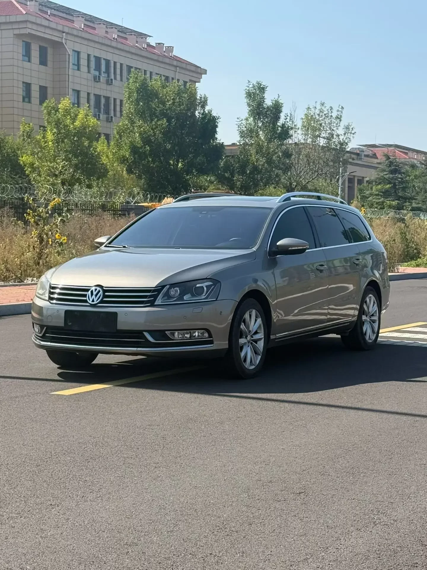 Volkswagen Magotan  из Китая