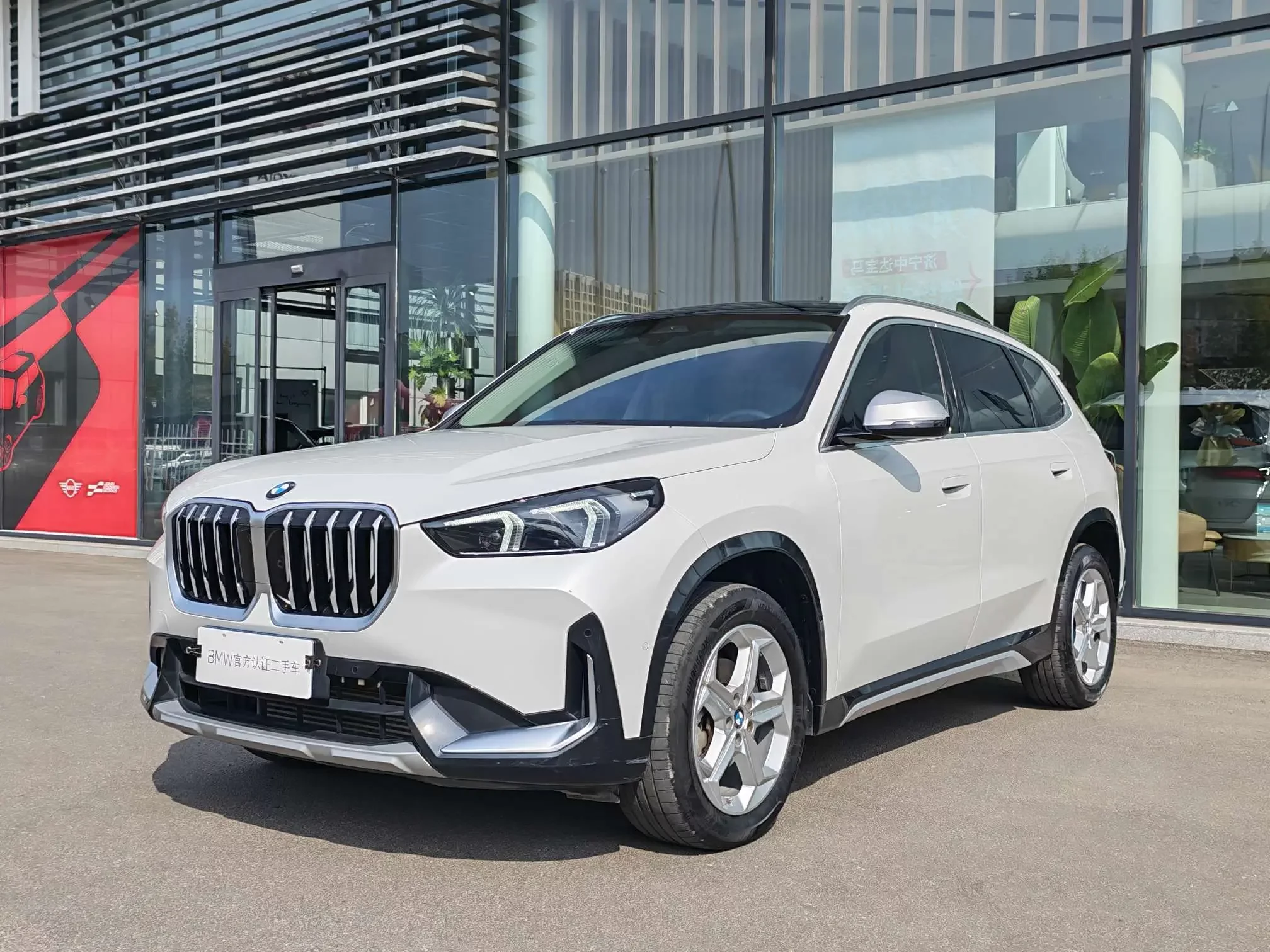 BMW X1  из Китая