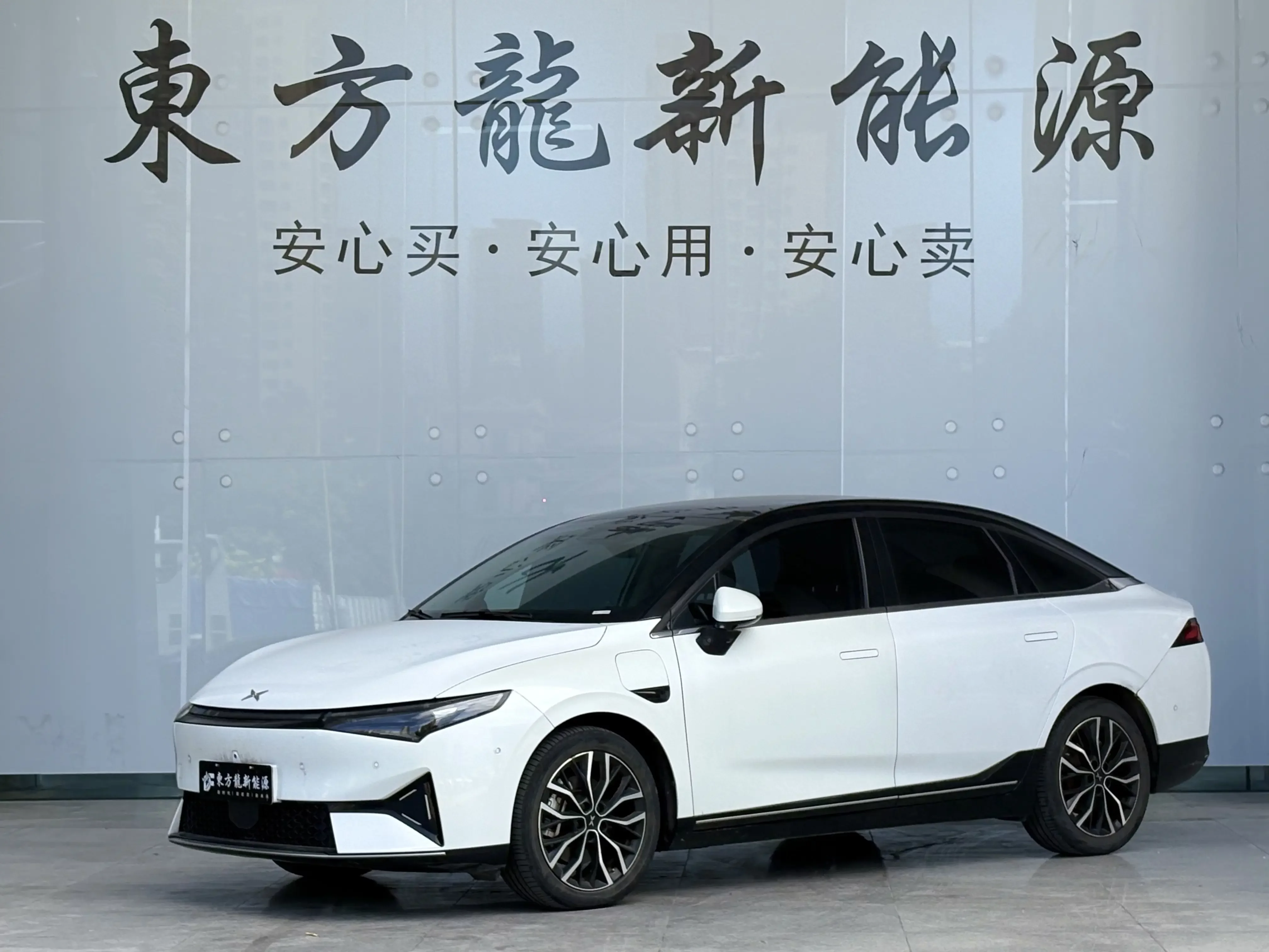 XPeng P5