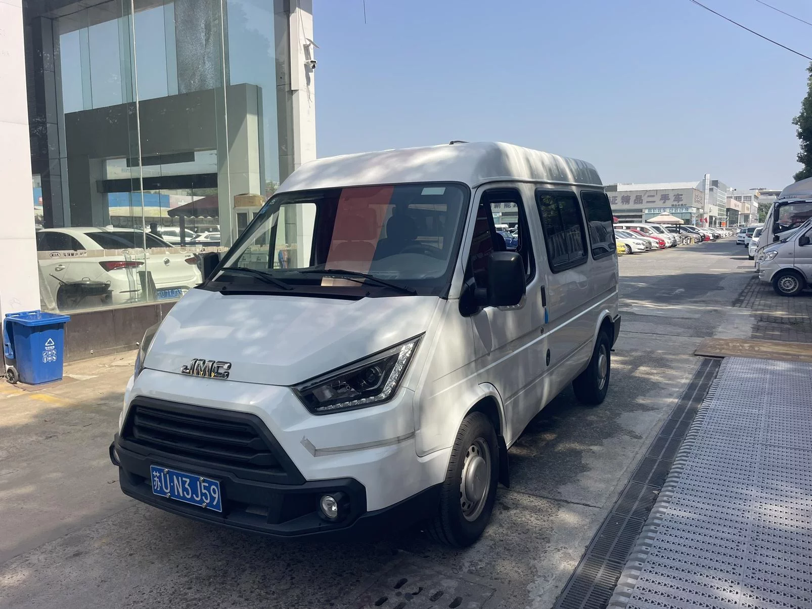 Jiangling Teshun  из Китая