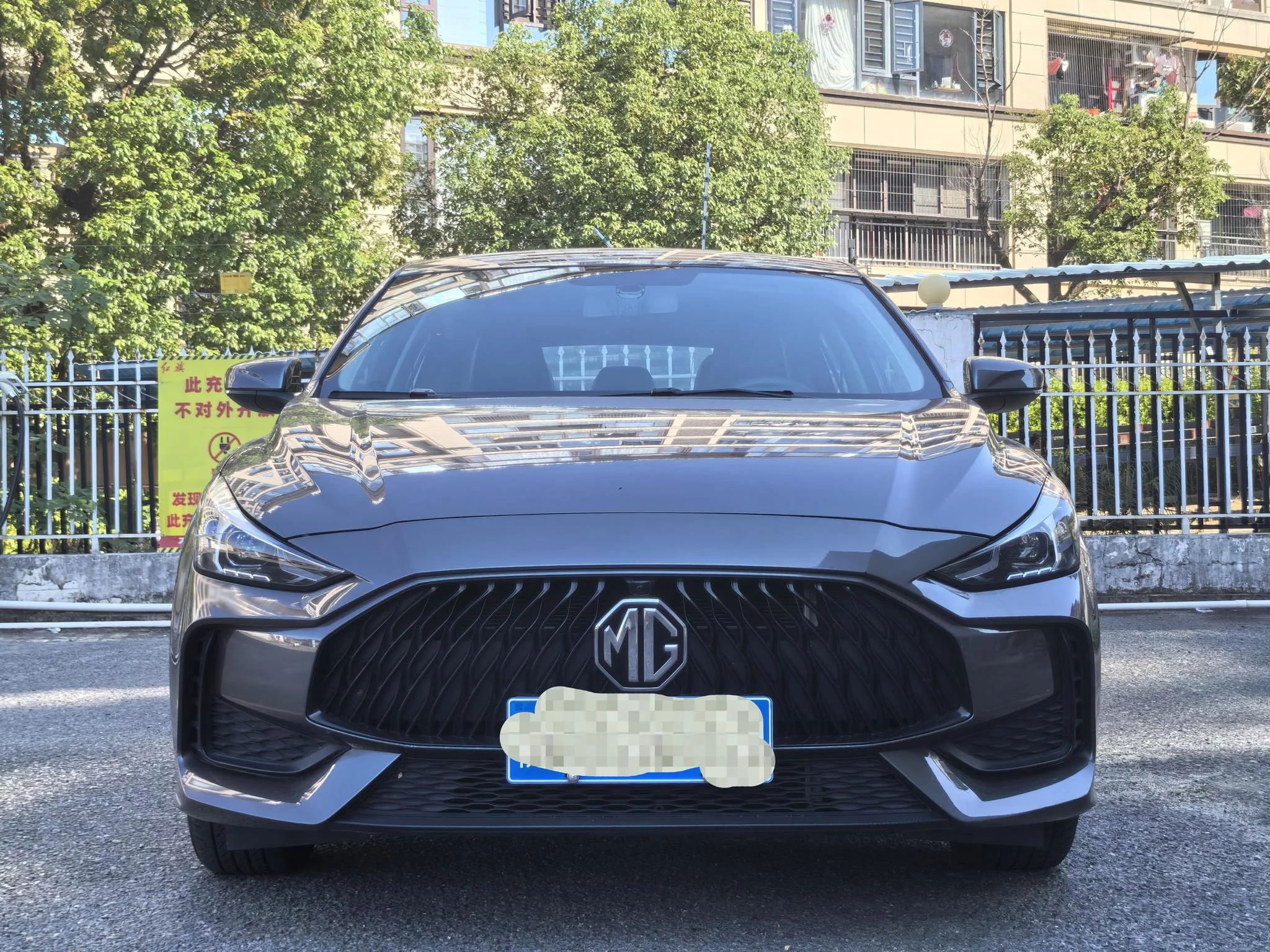 MG 5  из Китая