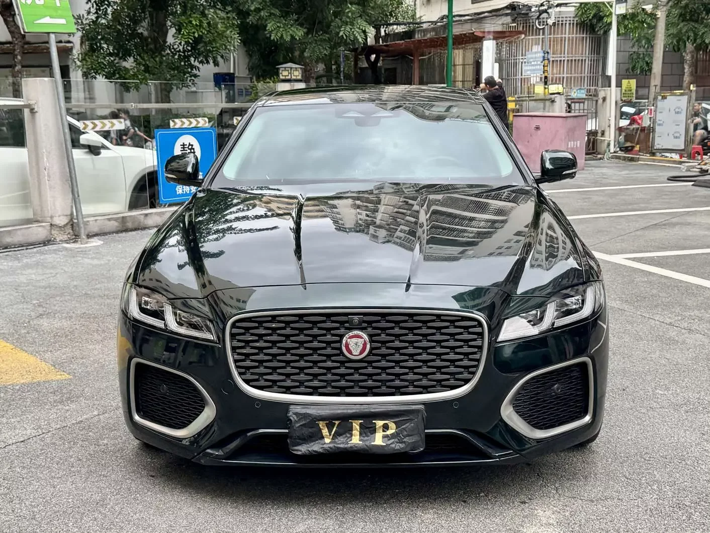 Jaguar XFL  из Китая