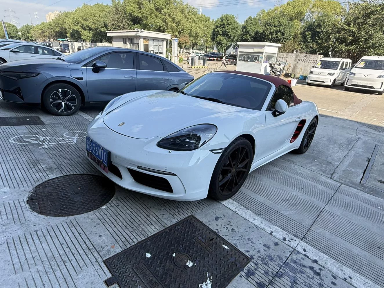 Porsche 718  из Китая