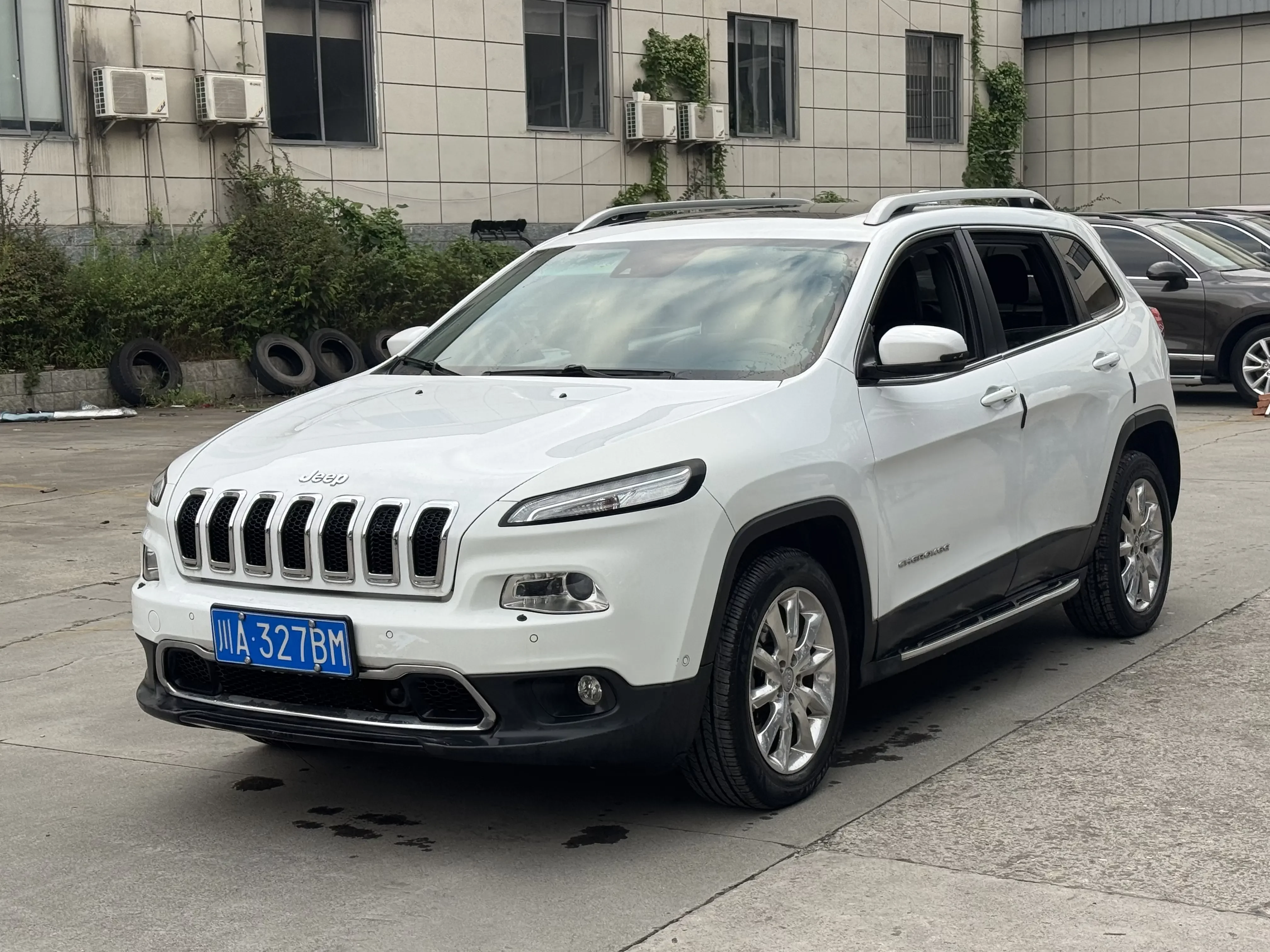 Jeep Cherokee  из Китая
