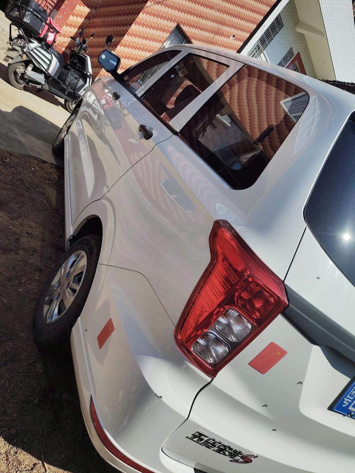 Wuling Hongguang  из Китая