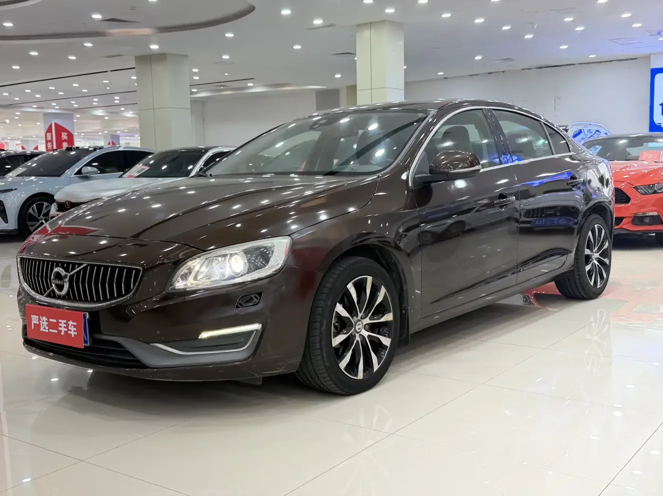 Volvo S60  из Китая