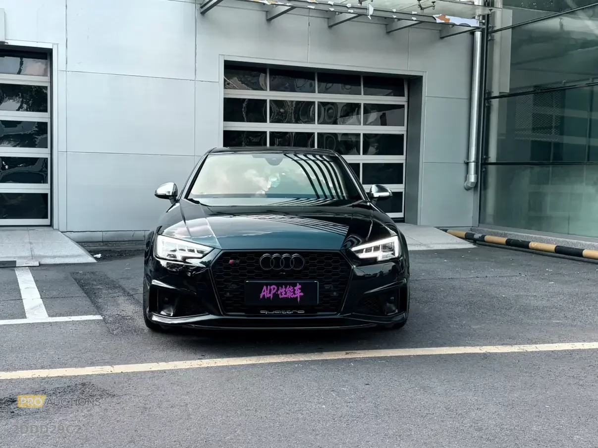 Audi S4
