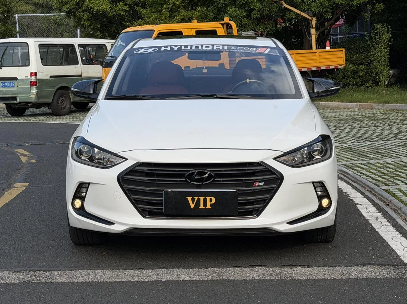 Hyundai Elantra Lingdong  из Китая