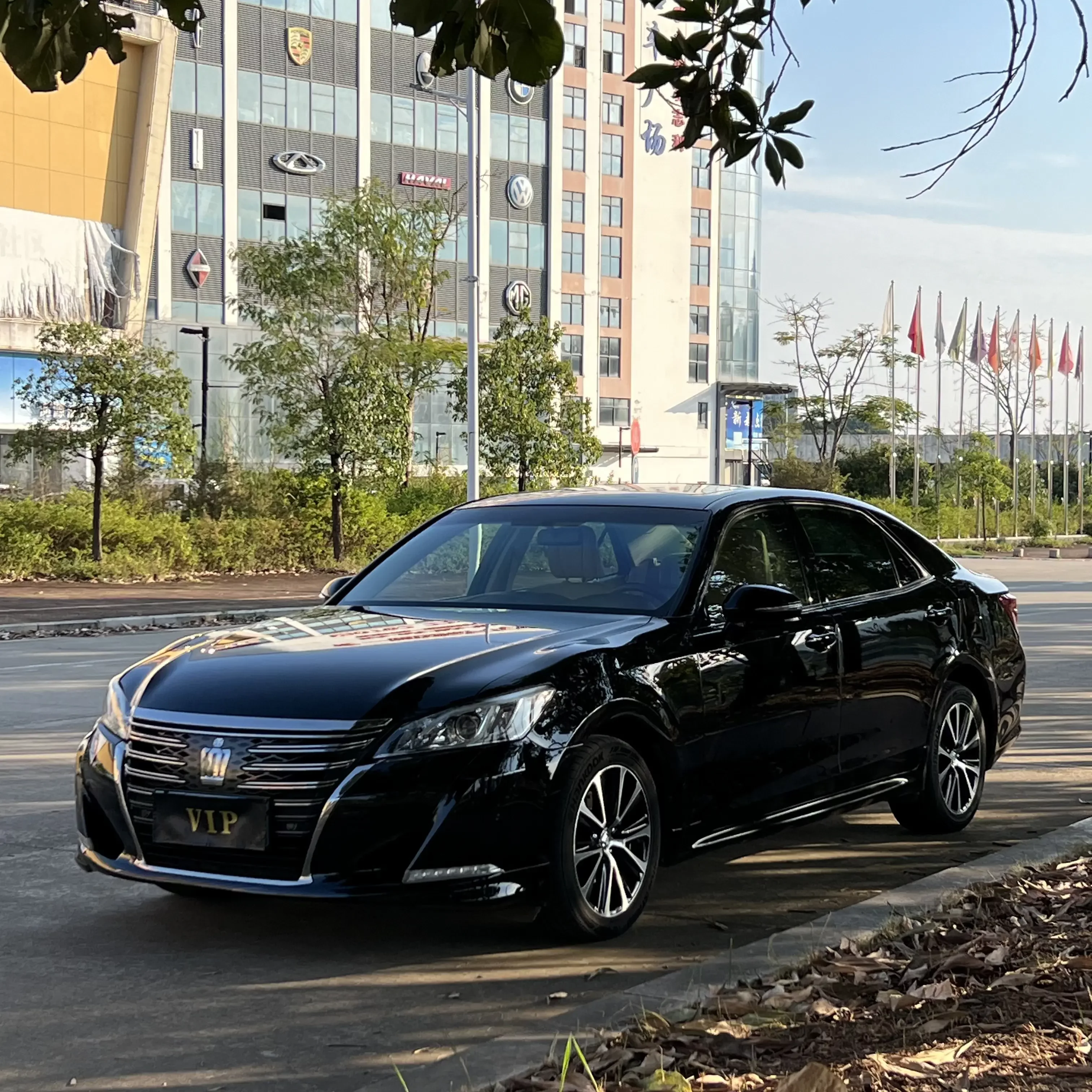 Toyota crown