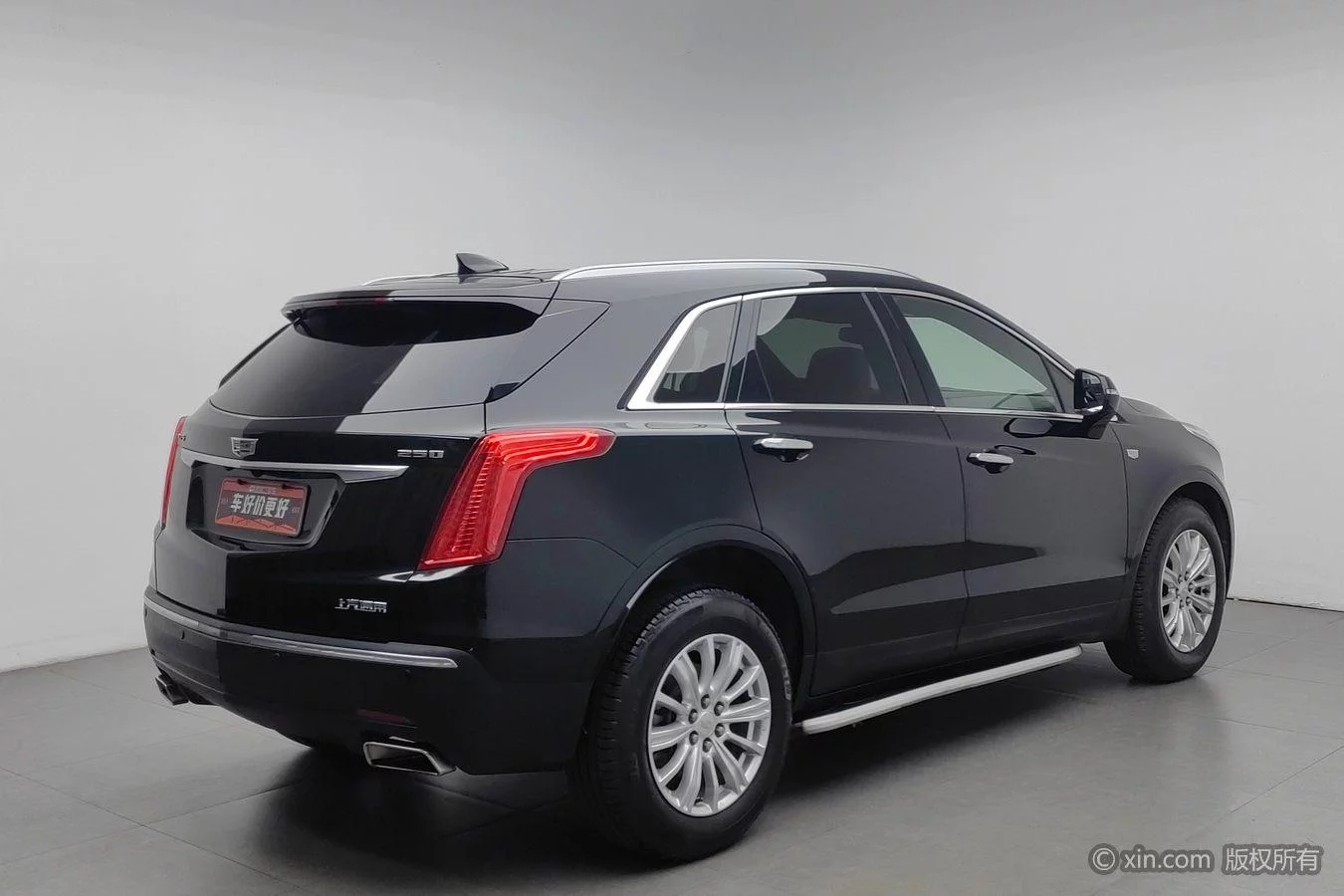 Cadillac XT5  из Китая