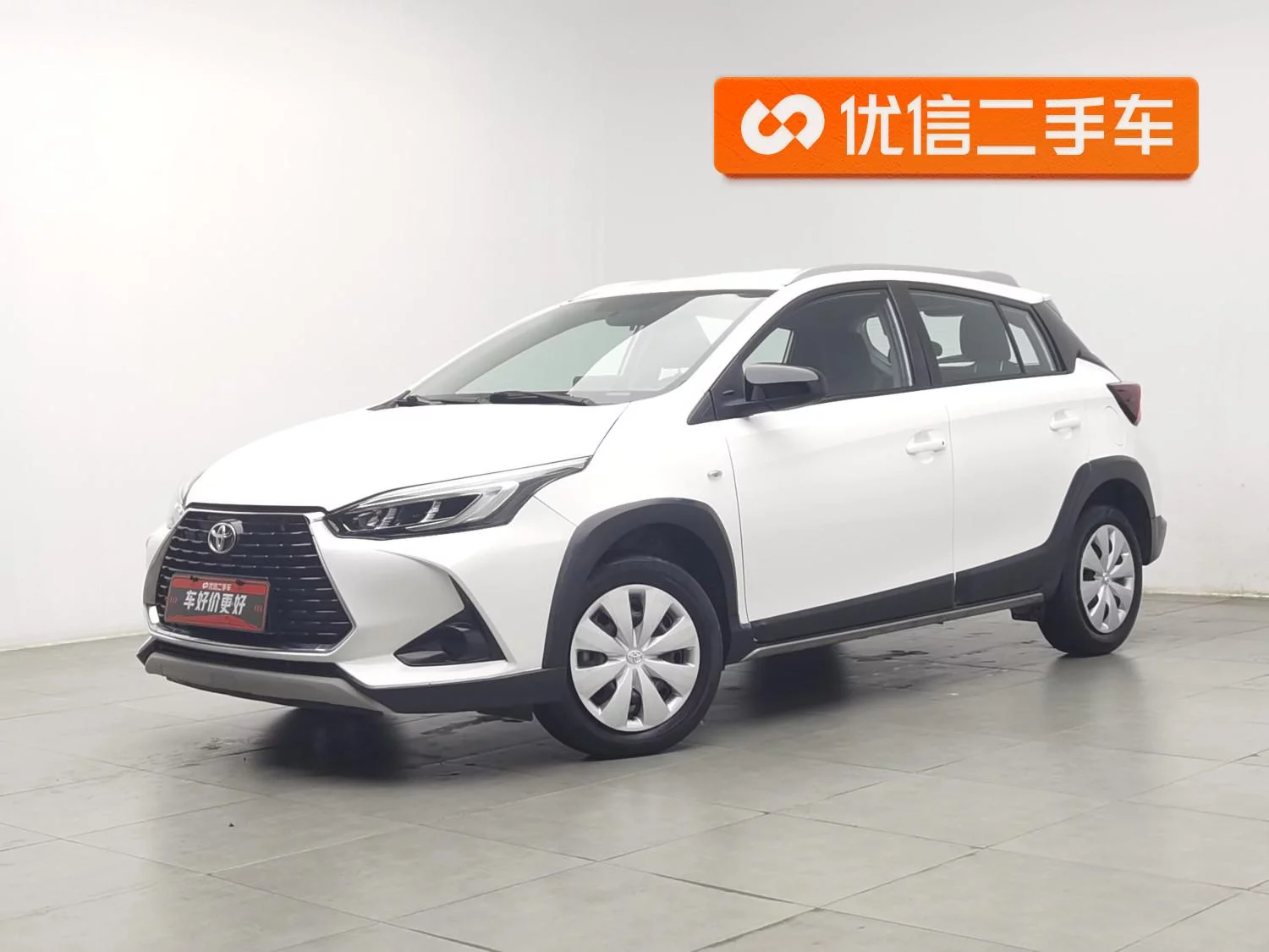Toyota Yaris L  из Китая