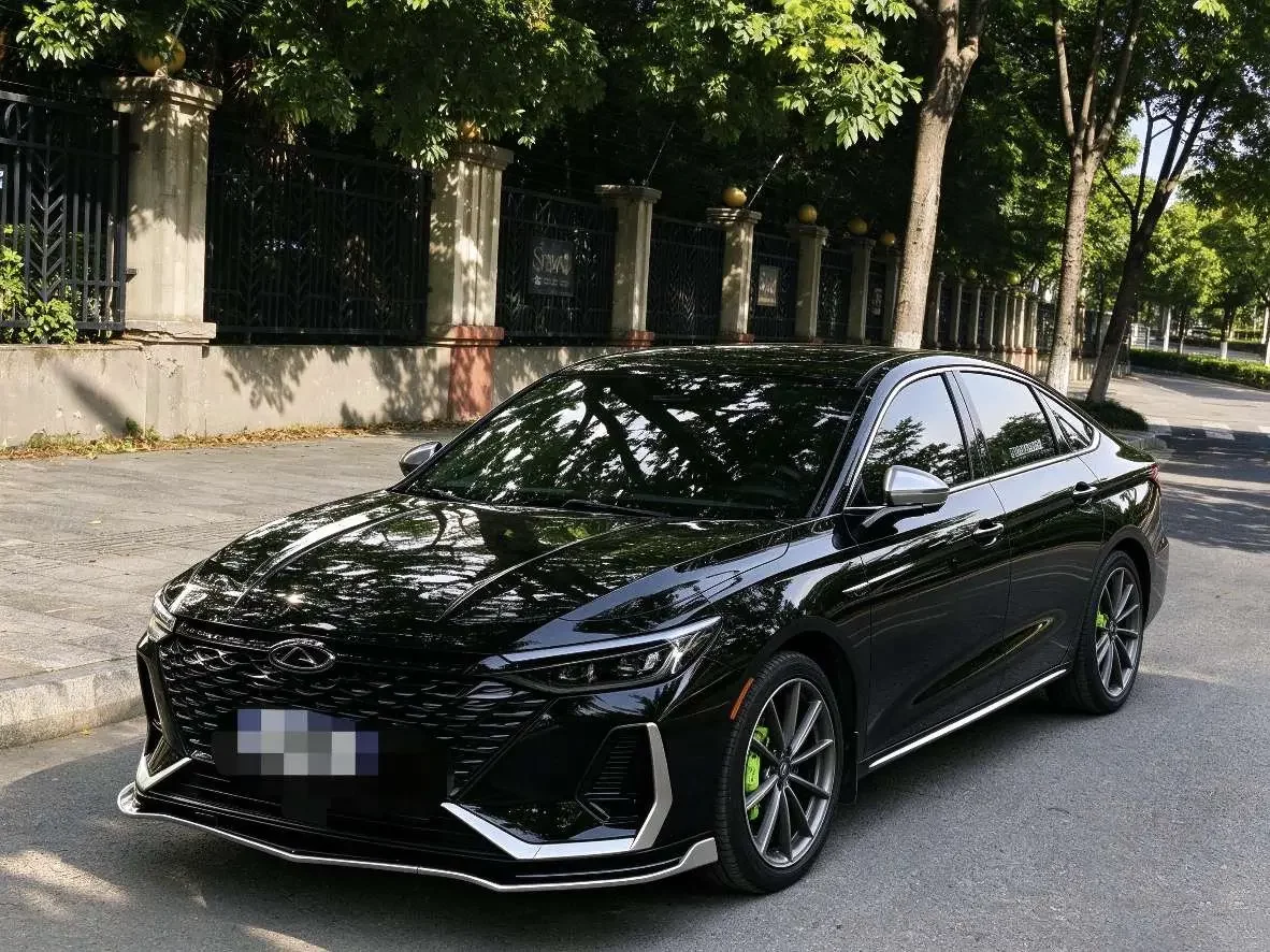 Chery Arrizo 8