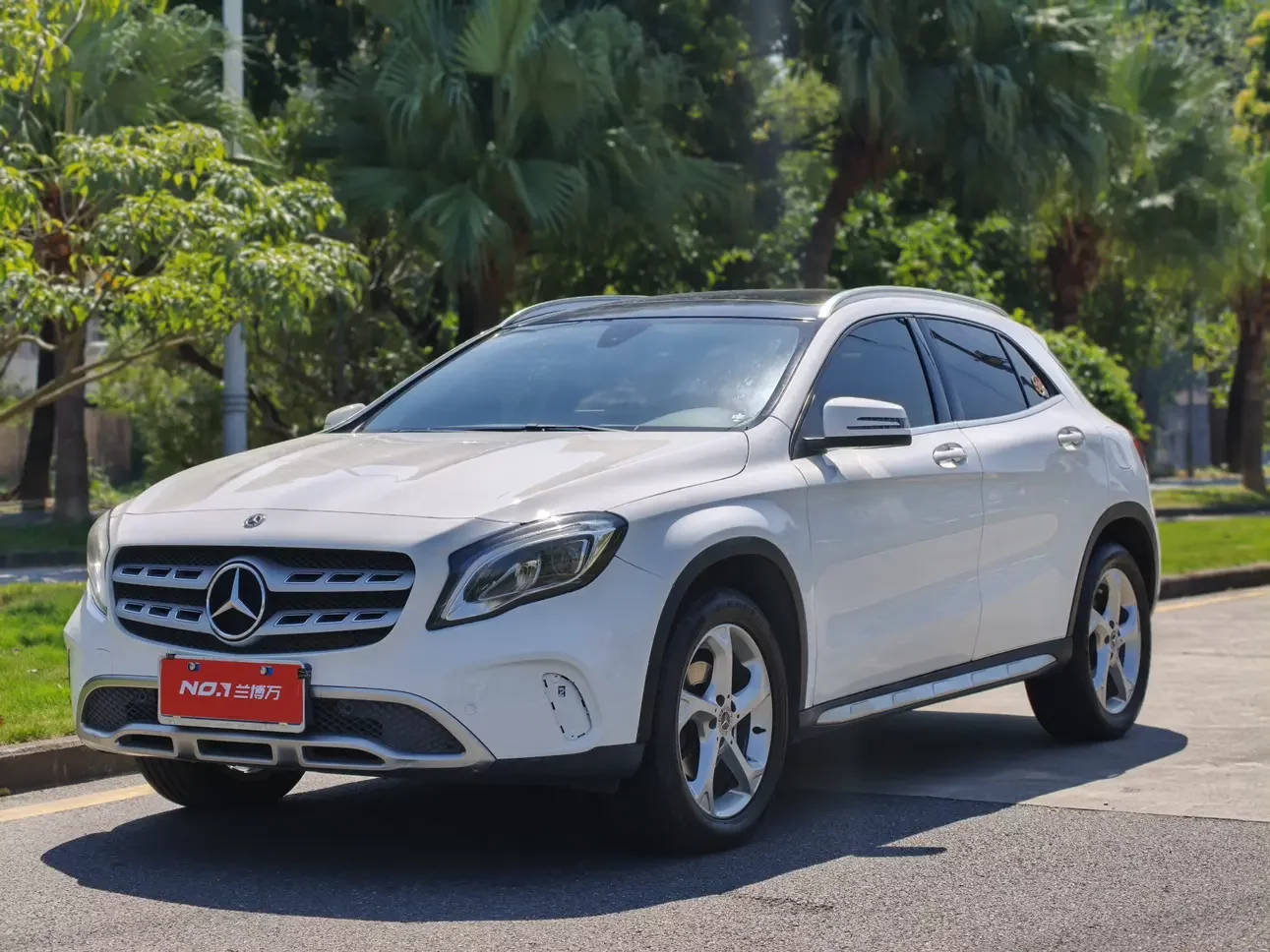 Mercedes-Benz GLA  из Китая