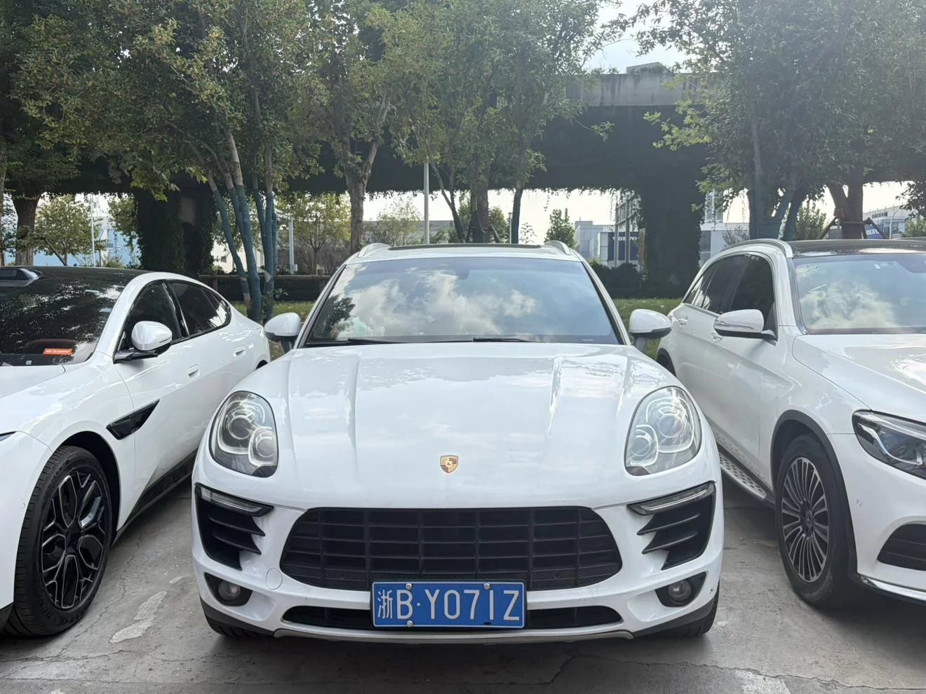 Porsche Macan  из Китая