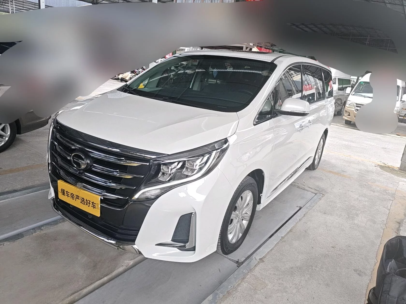 GAC Trumpchi M8