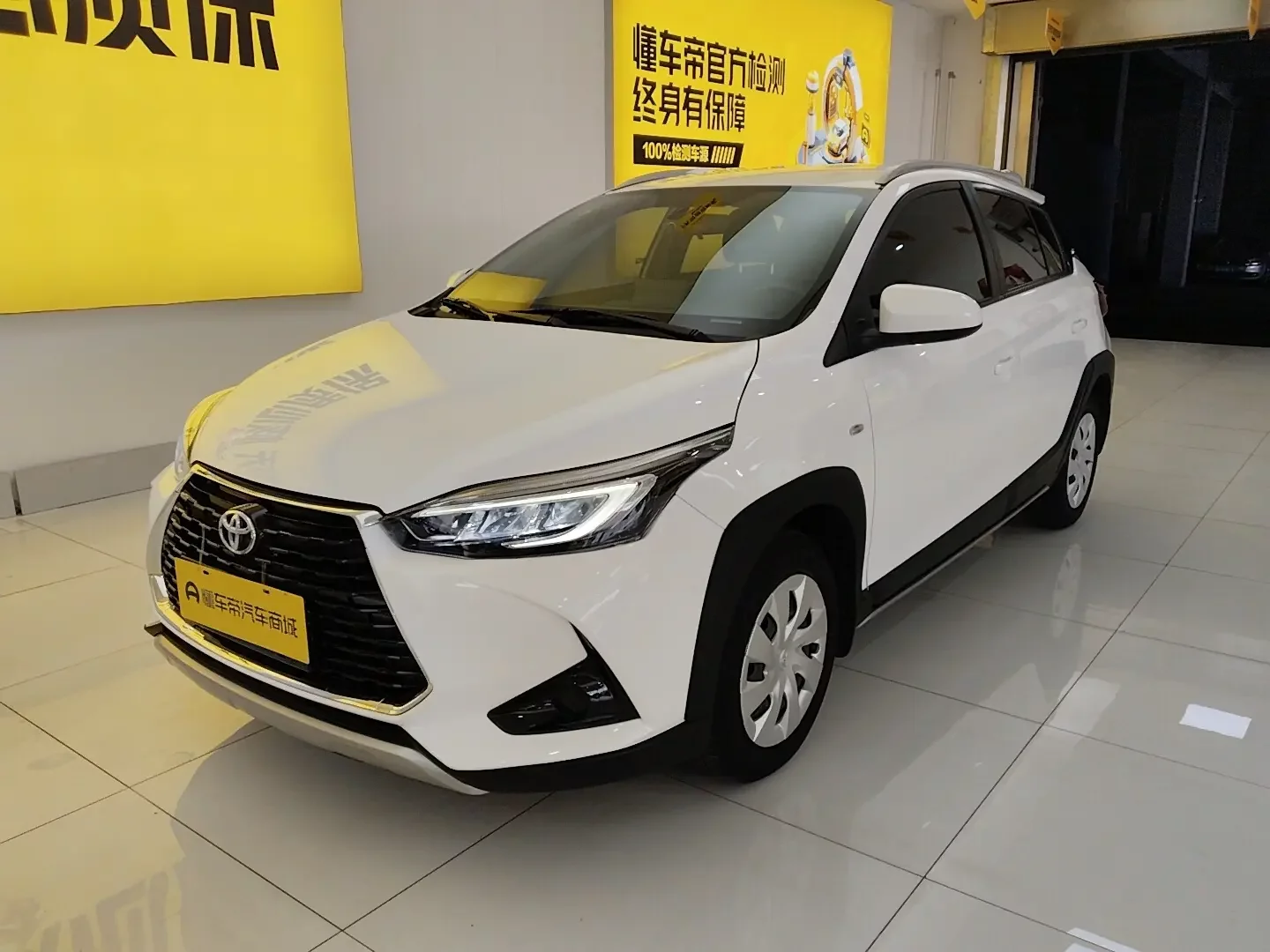TOYOTA YARIS L