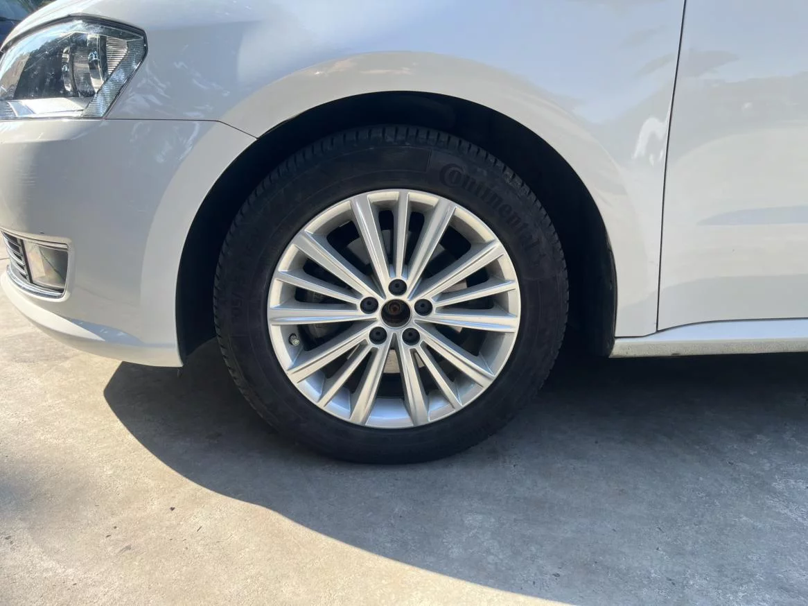 Volkswagen Langxing  из Китая