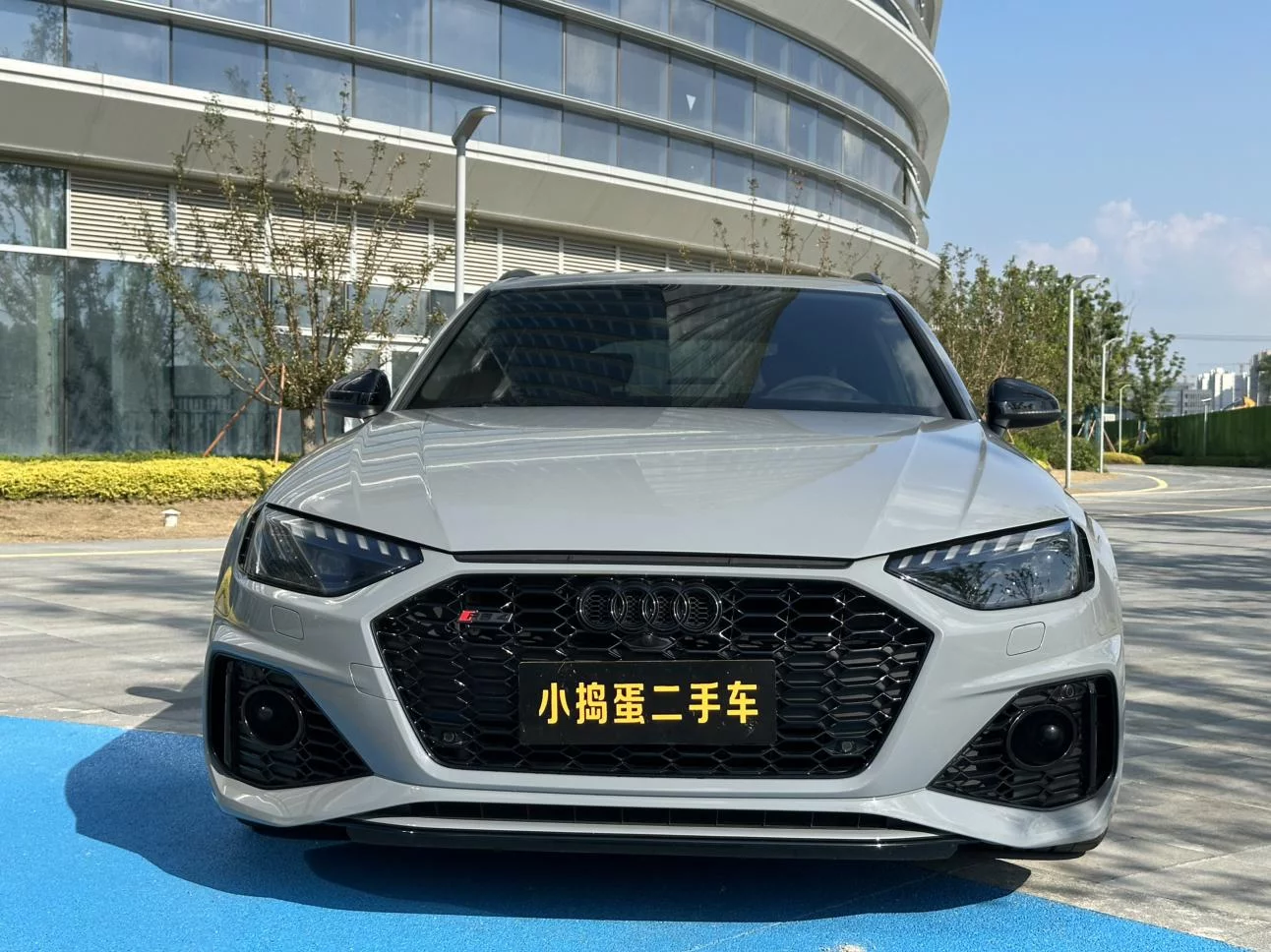 Audi RS 4  из Китая