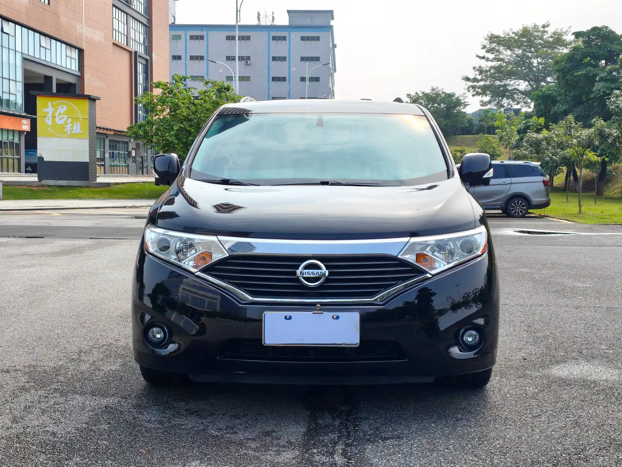 Nissan Quest  из Китая
