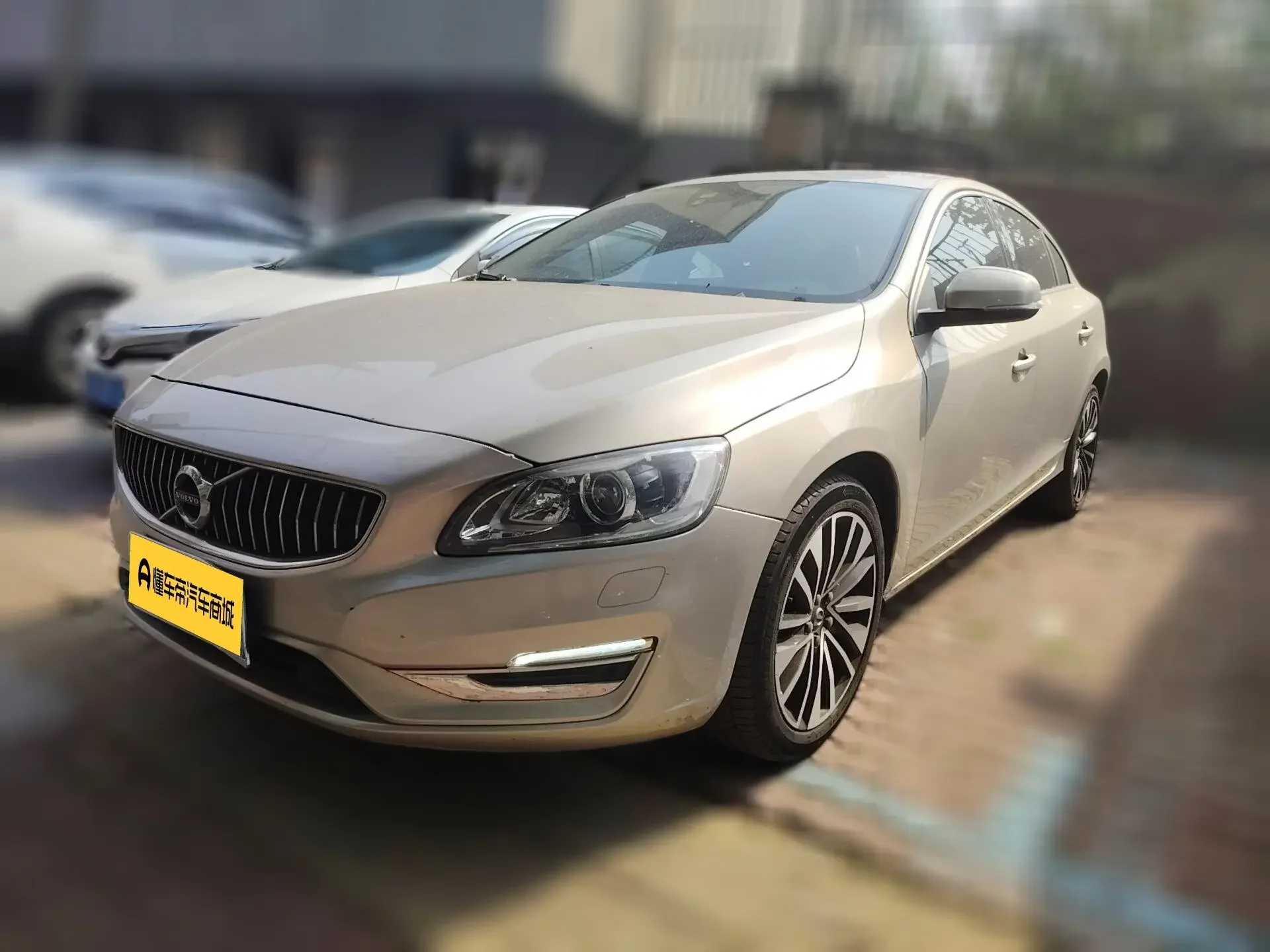 Volvo S60