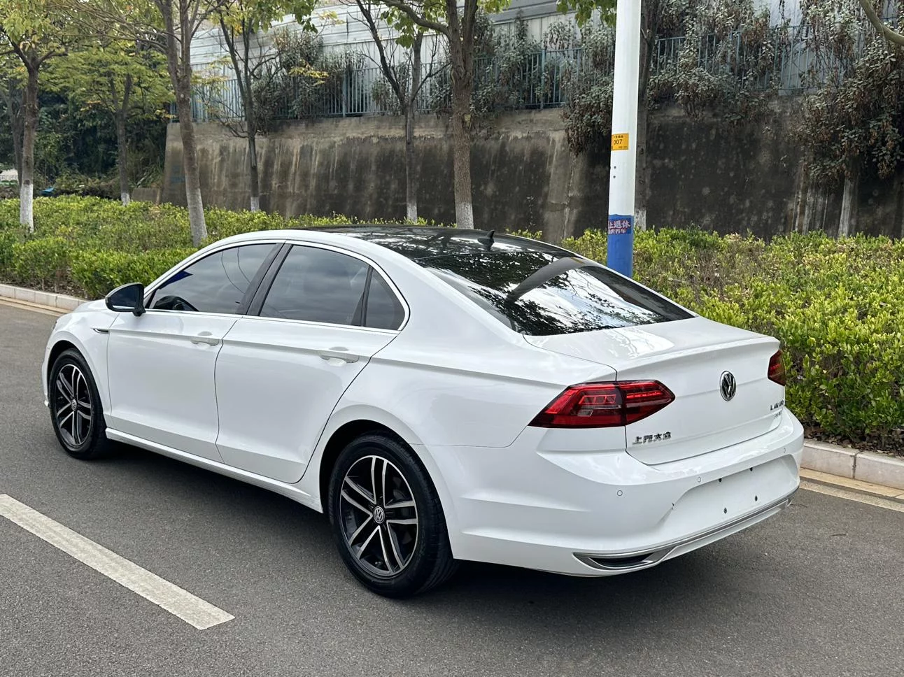 Volkswagen Lamando