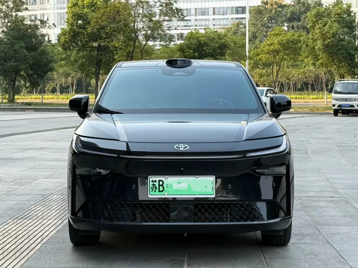 Toyota bZ3X  из Китая