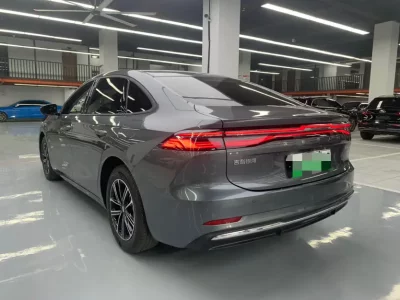 Geely Galaxy A7 EM