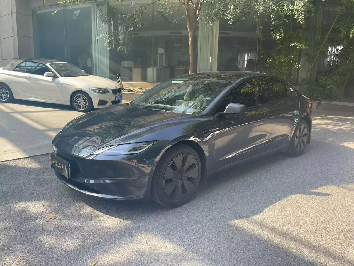 Tesla Model 3  из Китая