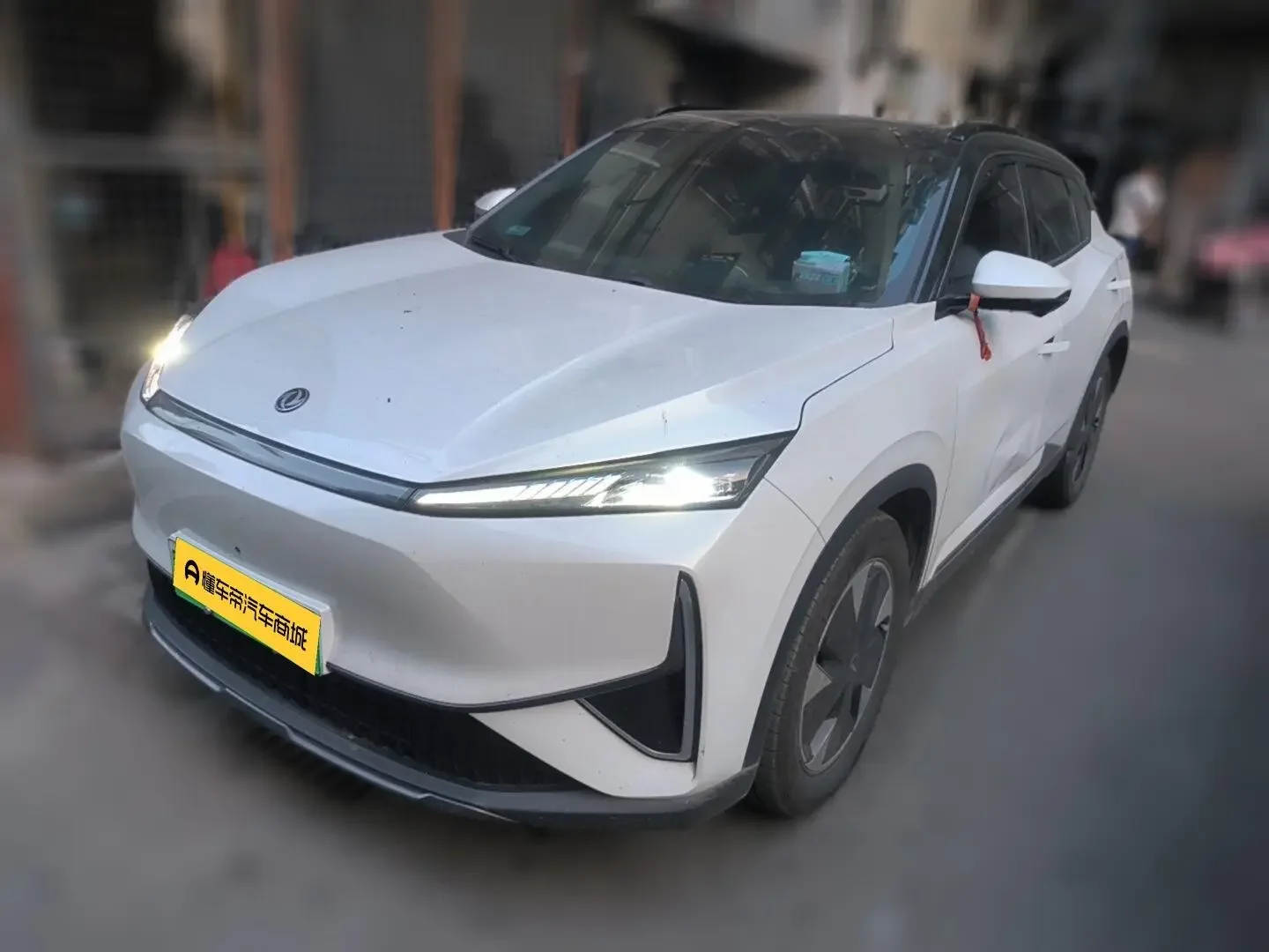 Dongfeng Fengshen L7 PHEV  из Китая