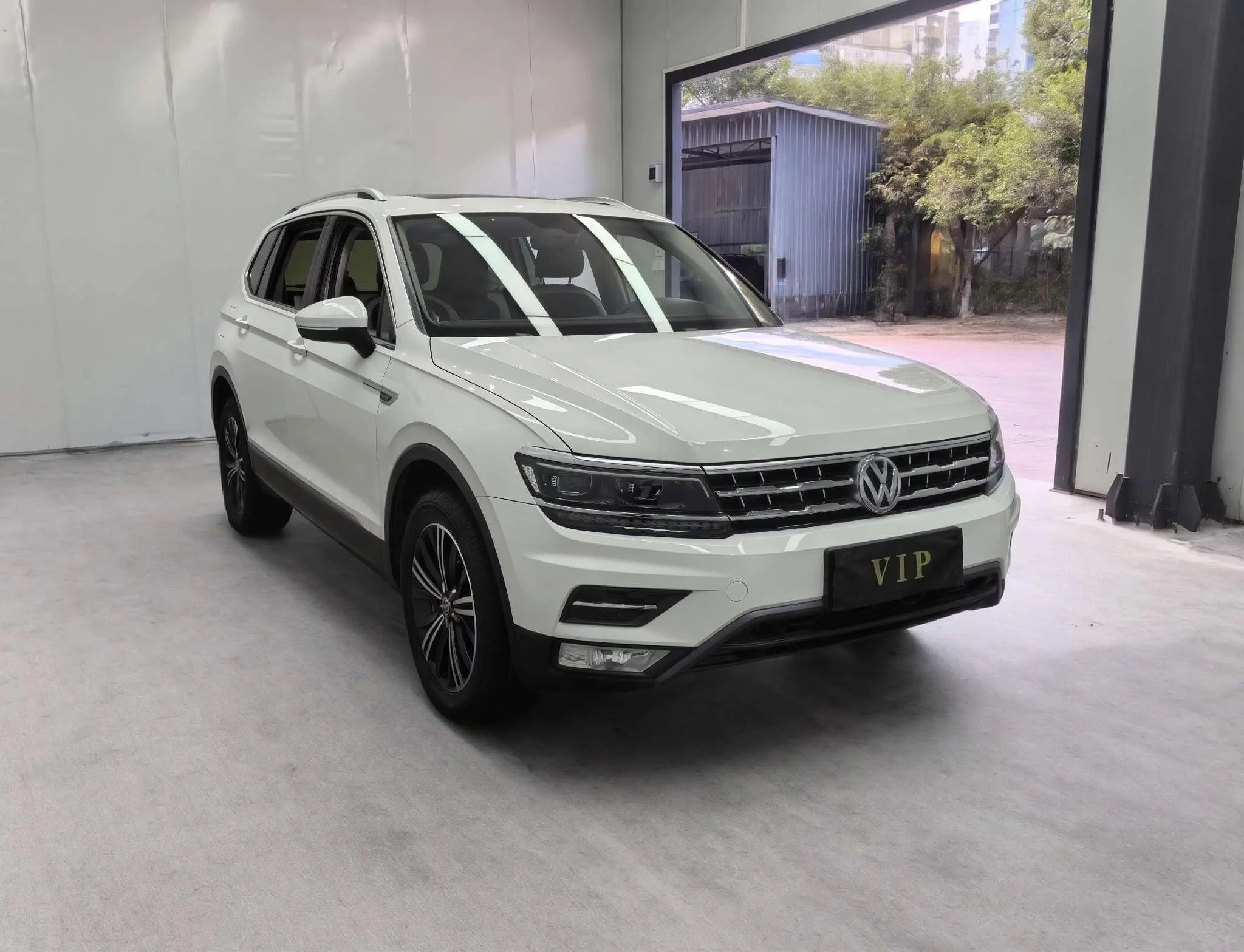 Volkswagen Tiguan L