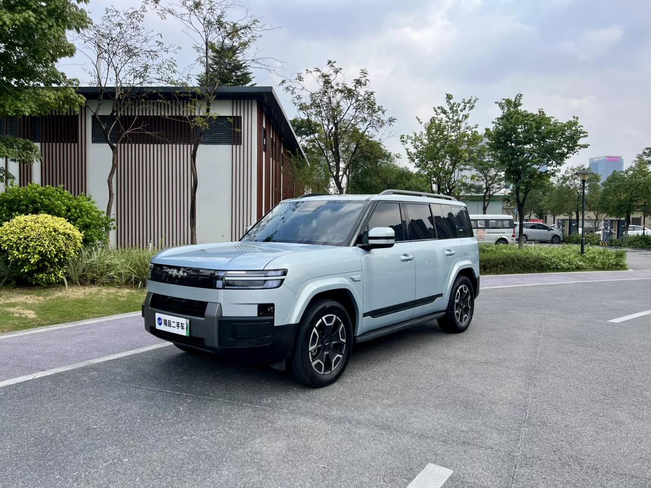 BYD Leopard Titanium 7 PHEV  из Китая