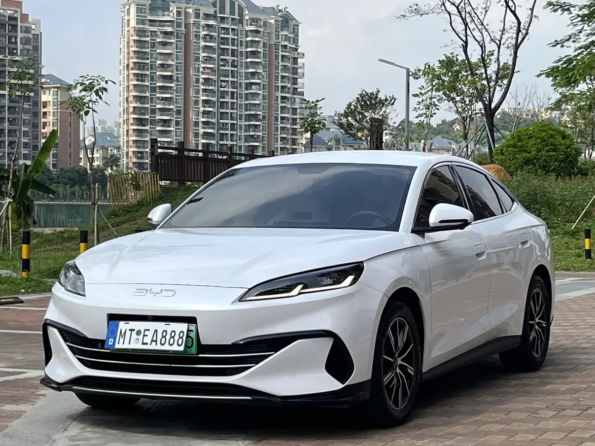 BYD Seal 06DM