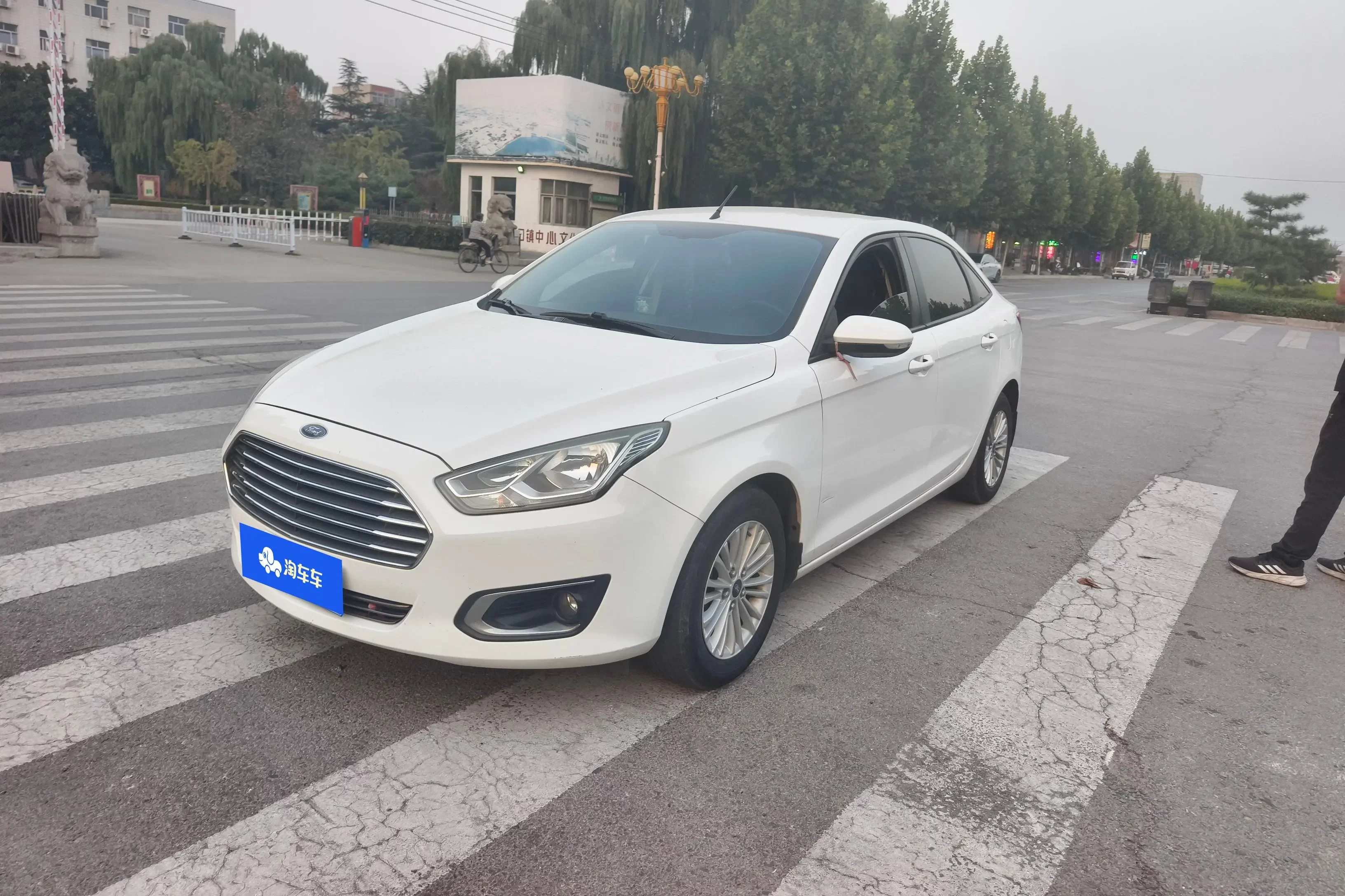 Ford Forrest  из Китая