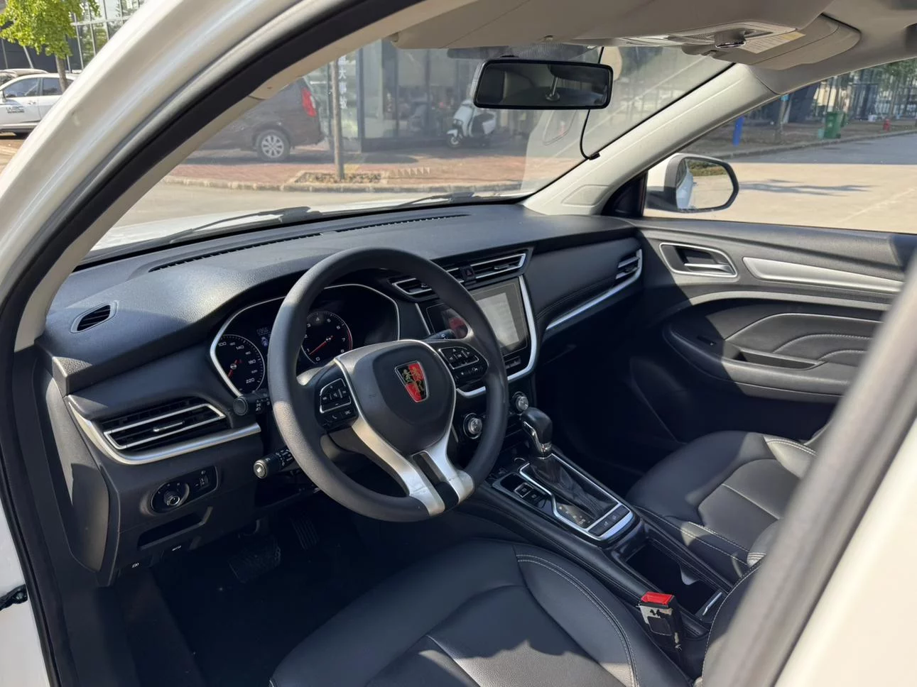 Roewe RX3  из Китая