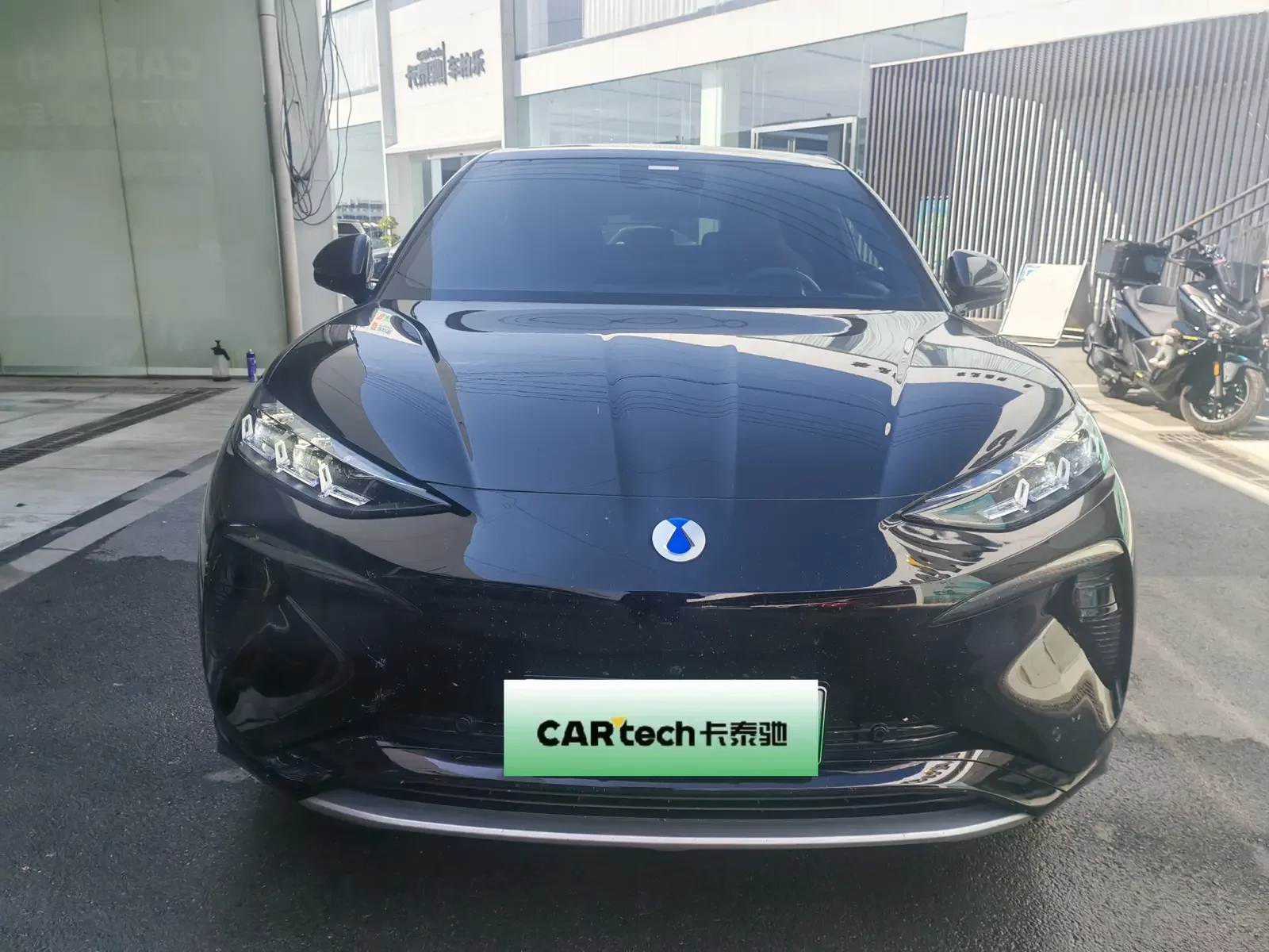 Denza N7  из Китая